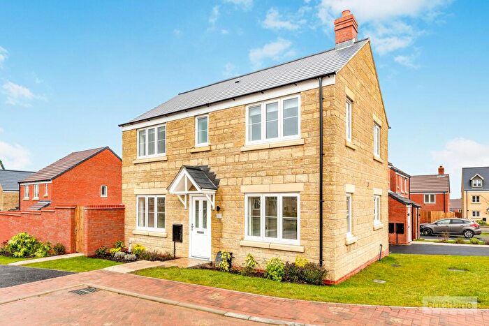 3 Bedroom House To Rent In Kamper Close, Weldon, NN17