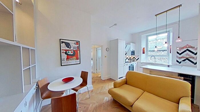 1 Bedroom Flat To Rent In Comely Bank Row, Edinburgh, Midlothian, EH4