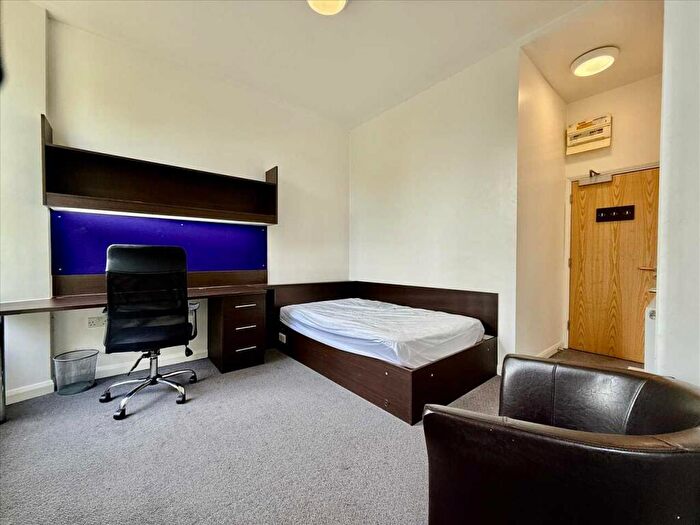 Studio To Rent In The Square - North Road East, PL4