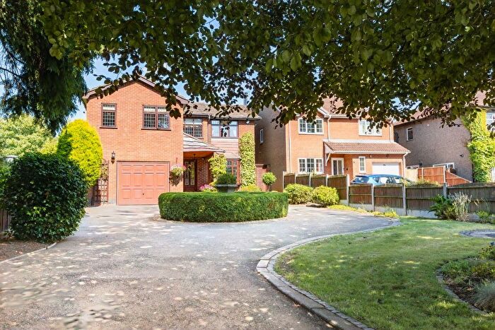 4 Bedroom Detached House For Sale In Weston Lane, Bulkington, Bedworth, Warwickshire, CV12