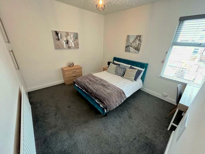 1 Bedroom Property To Rent In London Road, Stoke-on-Trent, Staffordshire, ST4