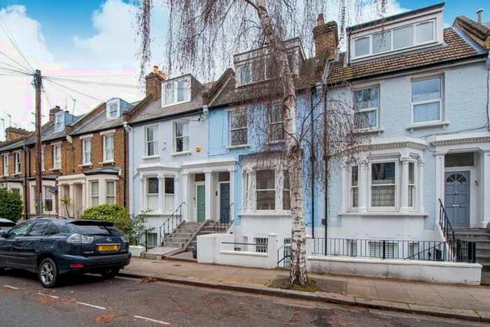 3 Bedroom Flat To Rent In Archel Road, London W14