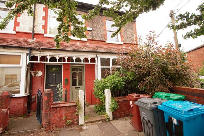 3 Bedroom End Terrace House To Rent In Elmsworth Avenue, Manchester, M19