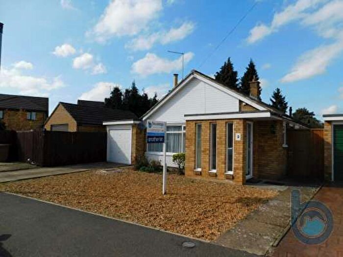 3 Bedroom Bungalow To Rent In Portman Close, Peterborough, PE3