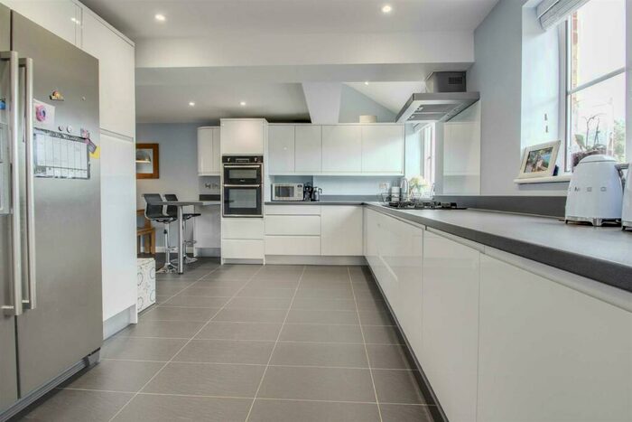 3 Bedroom Terraced House To Rent In Lindisfarne Drive, Monkston, MK10