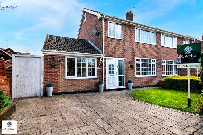 3 Bedroom Semi-Detached House For Sale In Dame Lane, Misson, Nottinghamshire, DN10