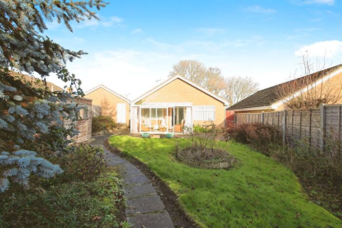 2 Bedroom Detached Bungalow For Sale In Elm Close, Stilton, Peterborough, PE7