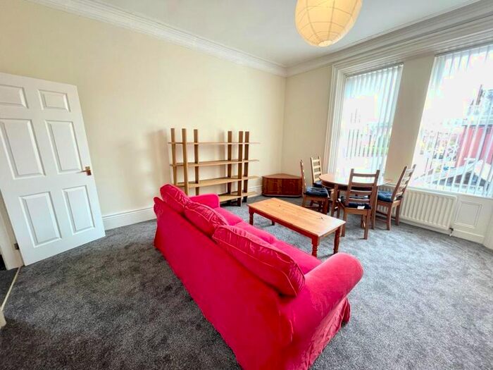 1 Bedroom Flat To Rent In Grosvenor Road, Jesmond, Newcastle Upon Tyne, NE2