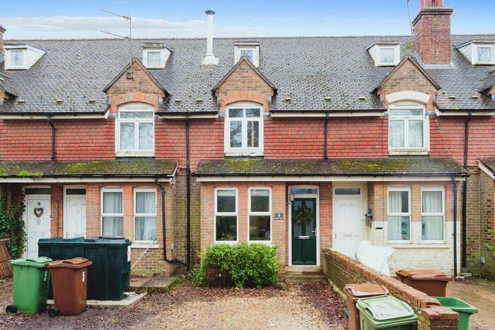 3 Bedroom Terraced House For Sale In Bishops Lane, Cranbrook, TN17