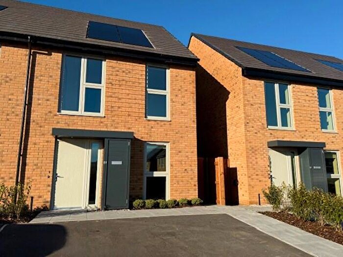 3 Bedroom Semi-Detached House To Rent In Trough Laithe Road, Barrowford, BB9