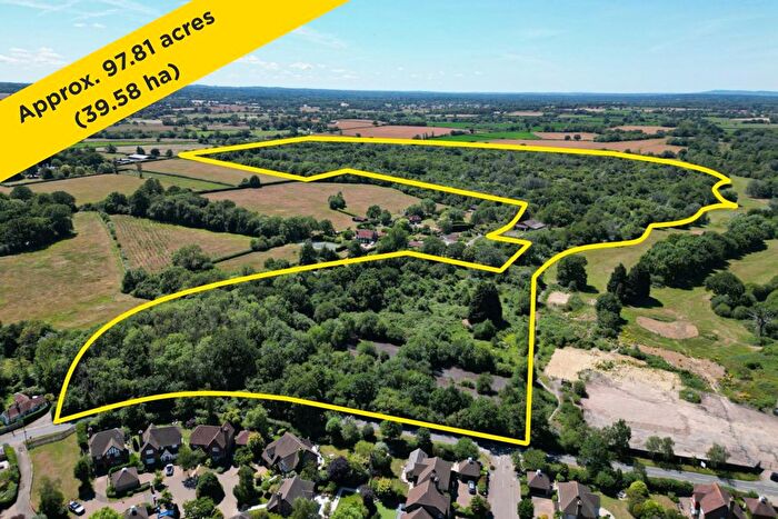 Park Home For Sale In Crouch House Road, Edenbridge, TN8
