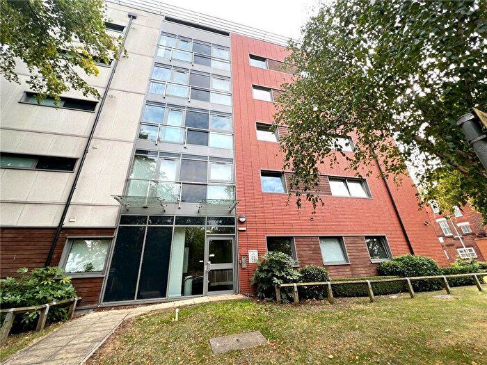 1 Bedroom Apartment To Rent In Heron House, Goldington Road, Bedford, MK40