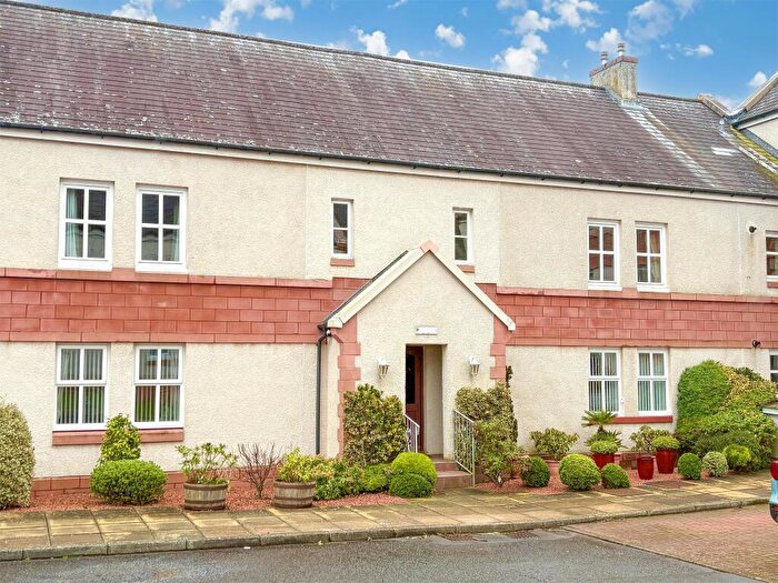 3 Bedroom Flat For Sale In Kelvin Walk, Largs, KA30