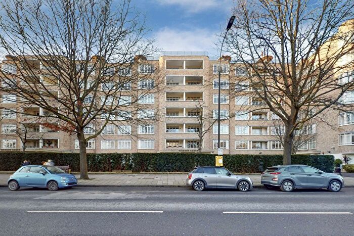2 Bedroom Flat To Rent In Viceroy Court, - Prince Albert Road, St John's Wood, London, NW8