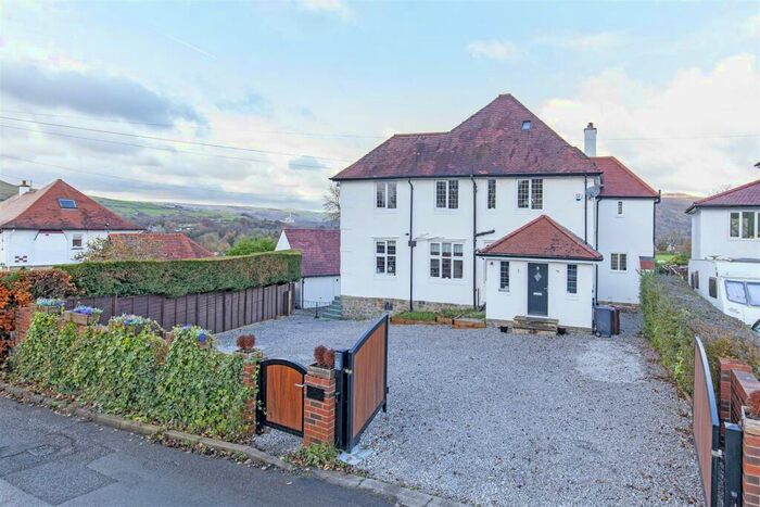 5 Bedroom Detached House For Sale In Saltergate Lane, Bamford, Hope Valley, S33