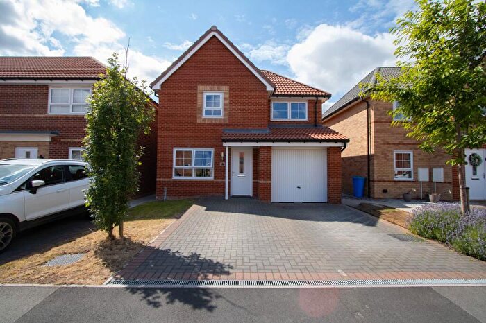 3 Bedroom Detached House For Sale In Farleigh Drive, Harworth, Doncaster, DN11