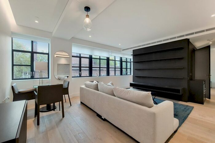 1 Bedroom Flat To Rent In Whitfield Street, Fitzrovia, W1T