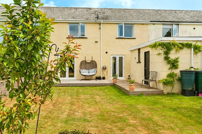 3 Bedroom Terraced House For Sale In Green Lane, Tavistock, Devon, PL19