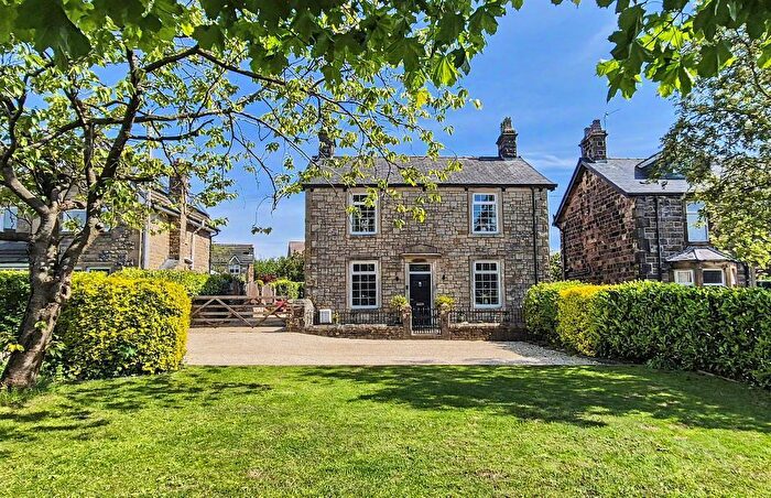 4 Bedroom Detached House For Sale In Union Street, Low Moor, Clitheroe, BB7