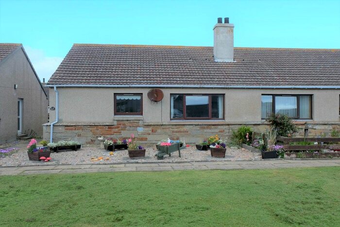 2 Bedroom Detached House For Sale In Dwarick Place, Dunnet, Thurso, KW14
