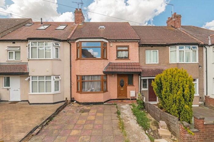 4 Bedroom Terraced House For Sale In Kenwyn Drive, London, NW2