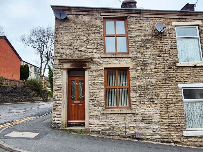 3 Bedroom Property To Rent In Radford Street, Darwen, BB3