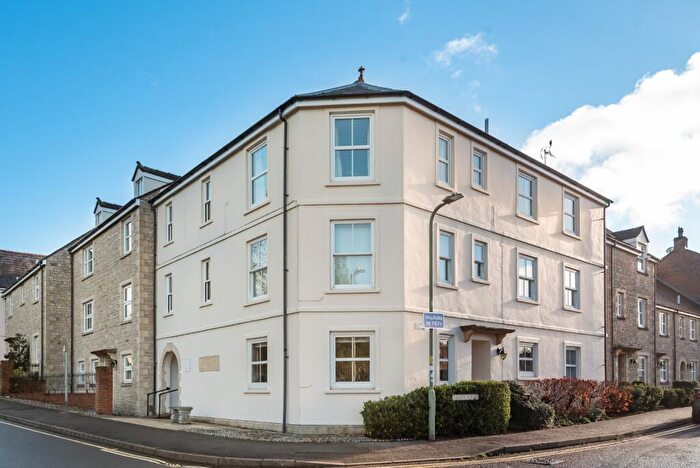 2 Bedroom Apartment For Sale In Church Street, Faringdon, Oxfordshire, SN7