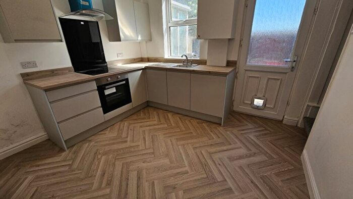 2 Bedroom House To Rent In Hough Lane, Wombwell, S73