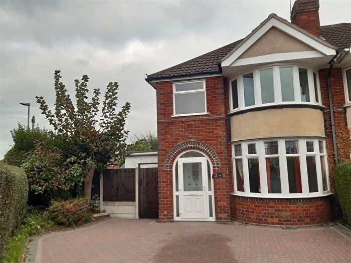 3 Bedroom Semi-Detached House To Rent In Arden Oak Road, Birmingham, West Midlands, B26