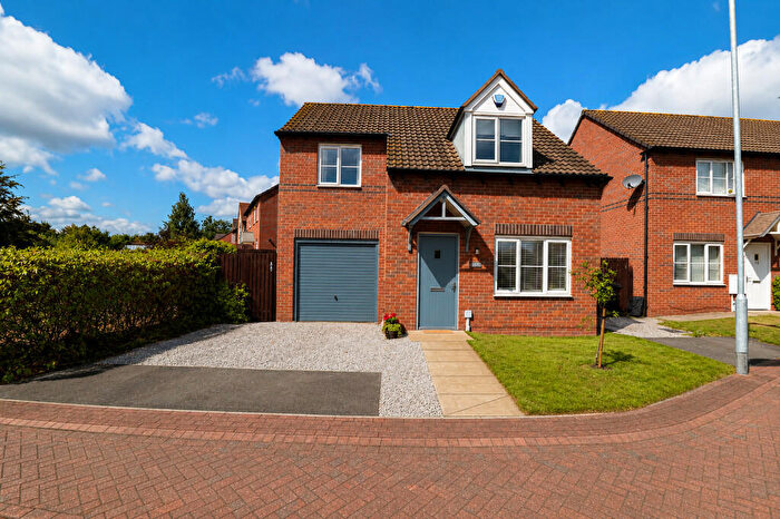 3 Bedroom Detached House For Sale In Rufford Grove, Swinton, S64