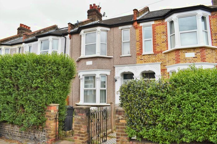 2 Bedroom Flat To Rent In Laleham Road, London, SE6