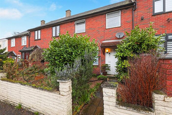 3 Bedroom Terraced House For Sale In Lushes Road, Loughton, IG10