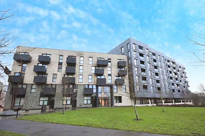 1 Bedroom Flat For Sale In Burgess Springs, Chelmsford, CM1