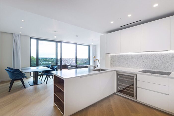 2 Bedroom Flat To Rent In Television Centre, Wood Crescent, W12