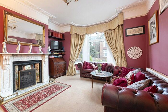 5 Bedroom Semi Detached House For Sale In Lenham Road, Sutton, SM1