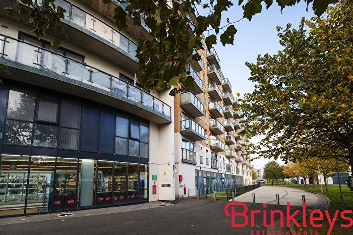 1 Bedroom Flat To Rent In Reed House, Durnsford Road, London, SW19