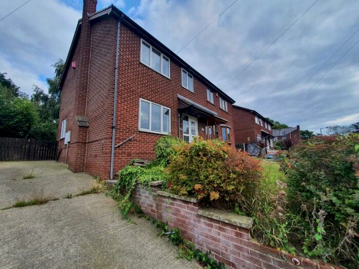 3 Bedroom Semi-Detached House To Rent In St Johns Road, Cudworth, S72