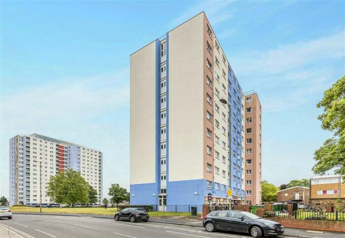 1 Bedroom Flat To Rent In South Street, Gosport, PO12