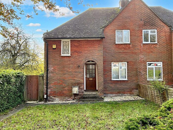 5 Bedroom Semi-Detached House To Rent In Cromwell Road, Winchester, SO22