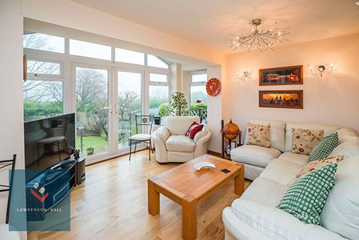 4 Bedroom Detached House For Sale In Springbourne, Frodsham, WA6