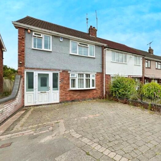 3 Bedroom Semi Detached House To Rent In Kentmere Close, Coventry, West Midlands, CV2