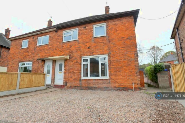 3 Bedroom Semi-Detached House To Rent In Brewester Road, Stoke On Trent, ST2