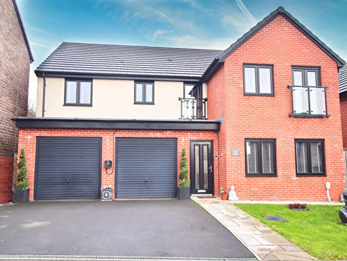 5 Bedroom Detached House For Sale In Clos Rhys Meurug, Capel Llanilltern, Cardiff, CF5