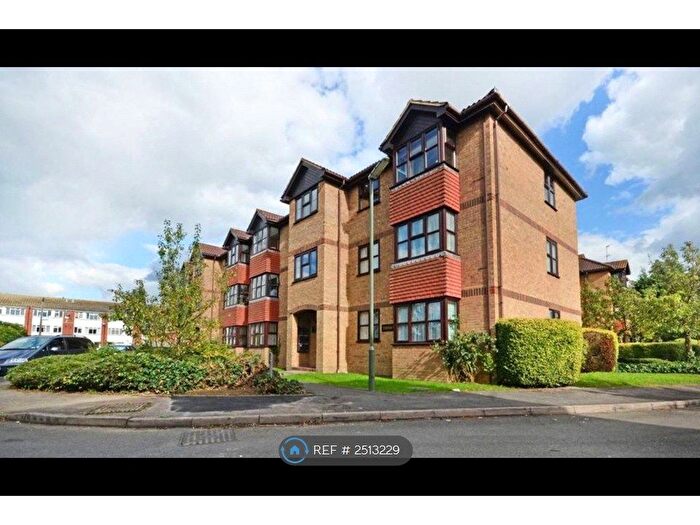 1 Bedroom Flat To Rent In Mangles Road, Guildford, GU1