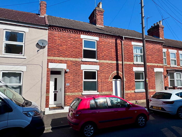 3 Bedroom Terraced House For Sale In Crabb Street, Rushden, NN10