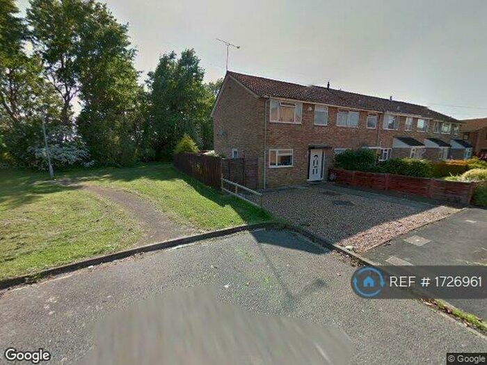 4 Bedroom Terraced House To Rent In Tamar Close, Aylesbury, HP21