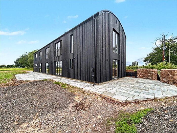 4 Bedroom Detached House To Rent In Cullompton, Devon, EX15