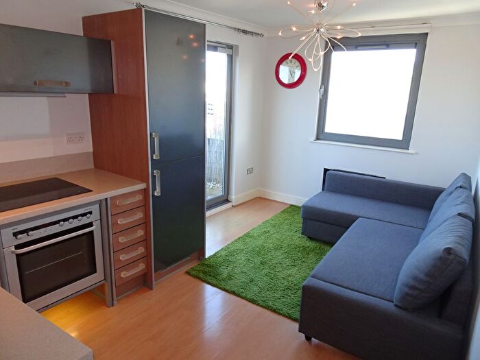 1 Bedroom Flat To Rent In Francis Road, Birmingham, B16