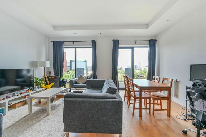 2 Bedroom Flat For Sale In Modena House, Canary Wharf, London, E14