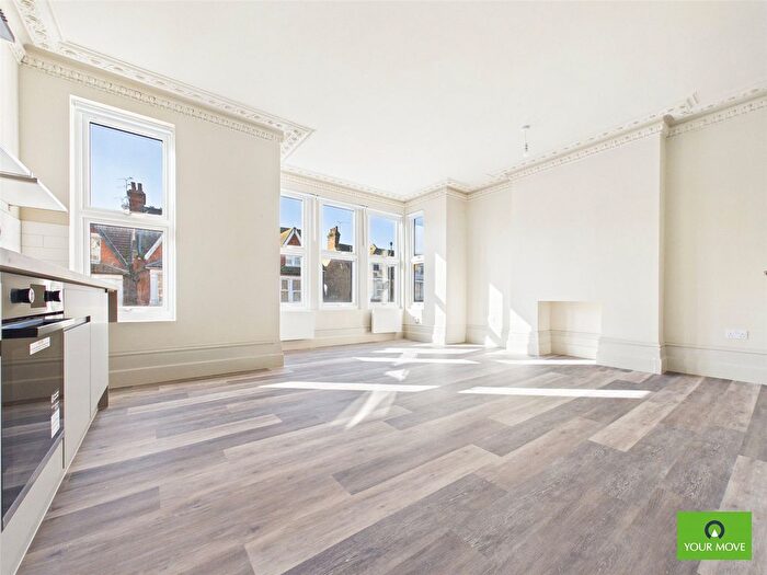 1 Bedroom Flat To Rent In York Road, Southend-On-Sea, Essex, SS1